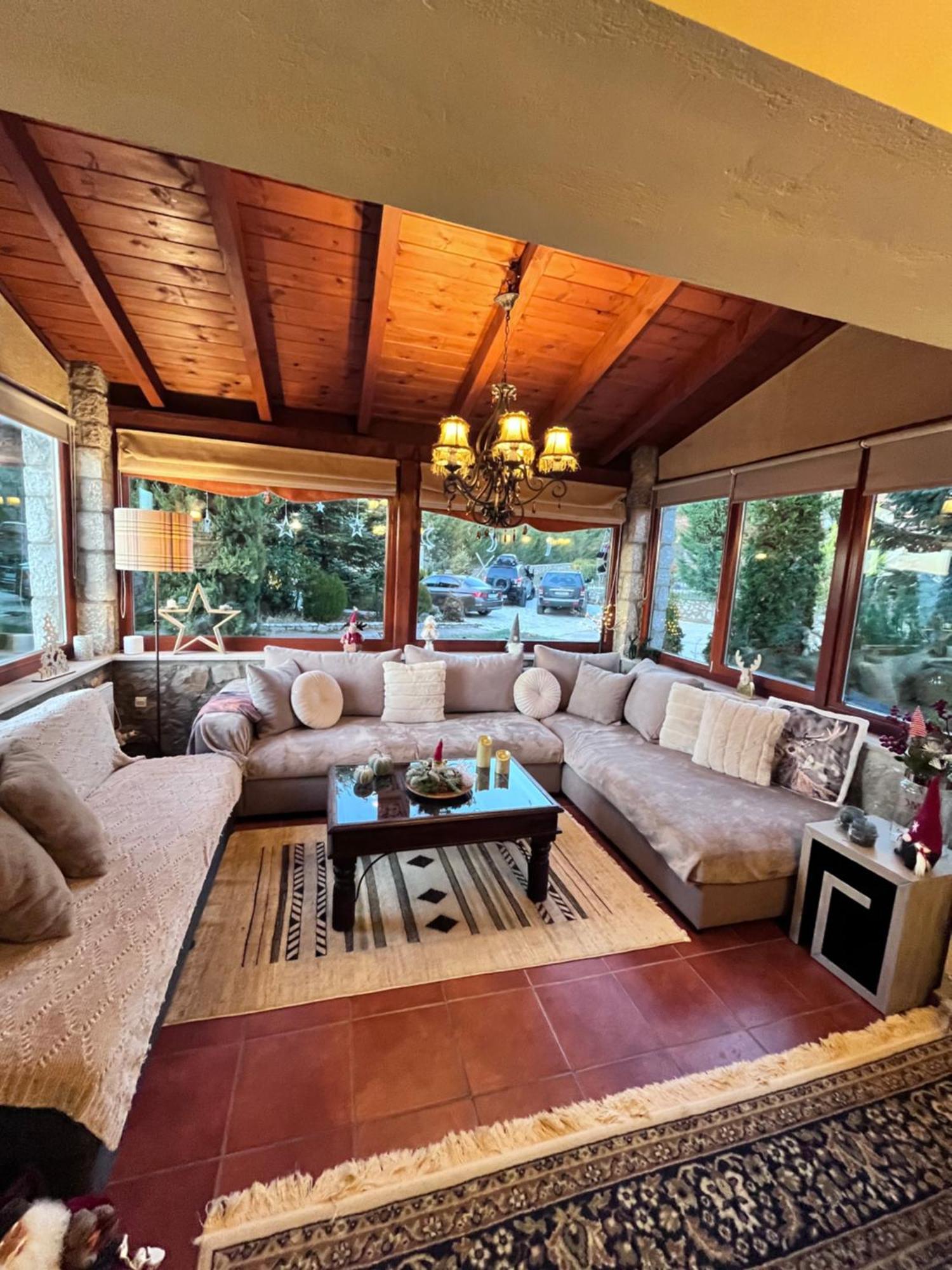Livadi Cozy Villa 아라초바 외부 사진