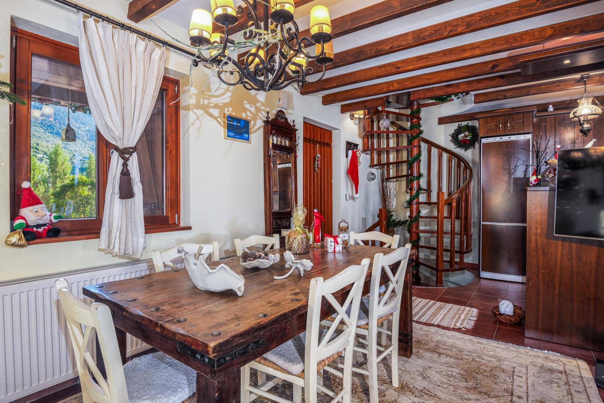 Livadi Cozy Villa 아라초바 외부 사진